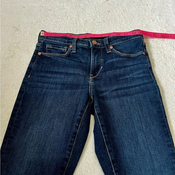 Banana Republic Mid-Rise Skinny Jean - 25P - Picture 3 of 10